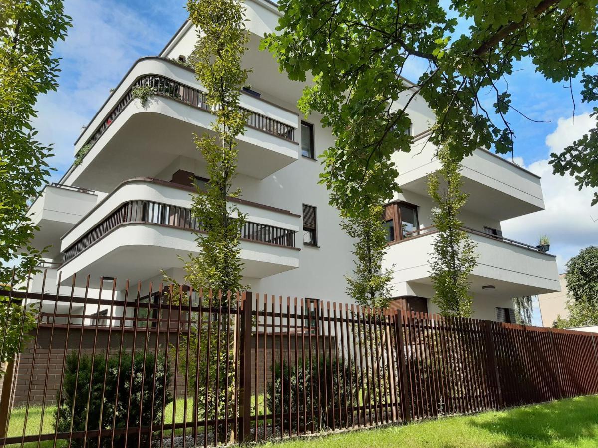 Stary Toruń 4Four Apartment, Villa Moderno, Taras, Parking Podziemny מראה חיצוני תמונה