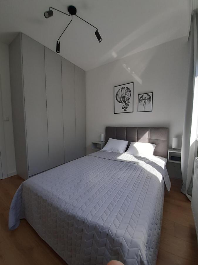 Stary Toruń 4Four Apartment, Villa Moderno, Taras, Parking Podziemny מראה חיצוני תמונה